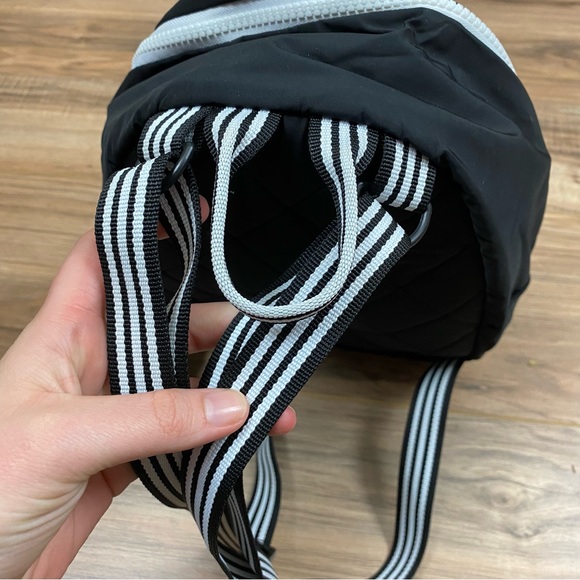 Adidas Small Backpack Color Black - Picture 4 of 9